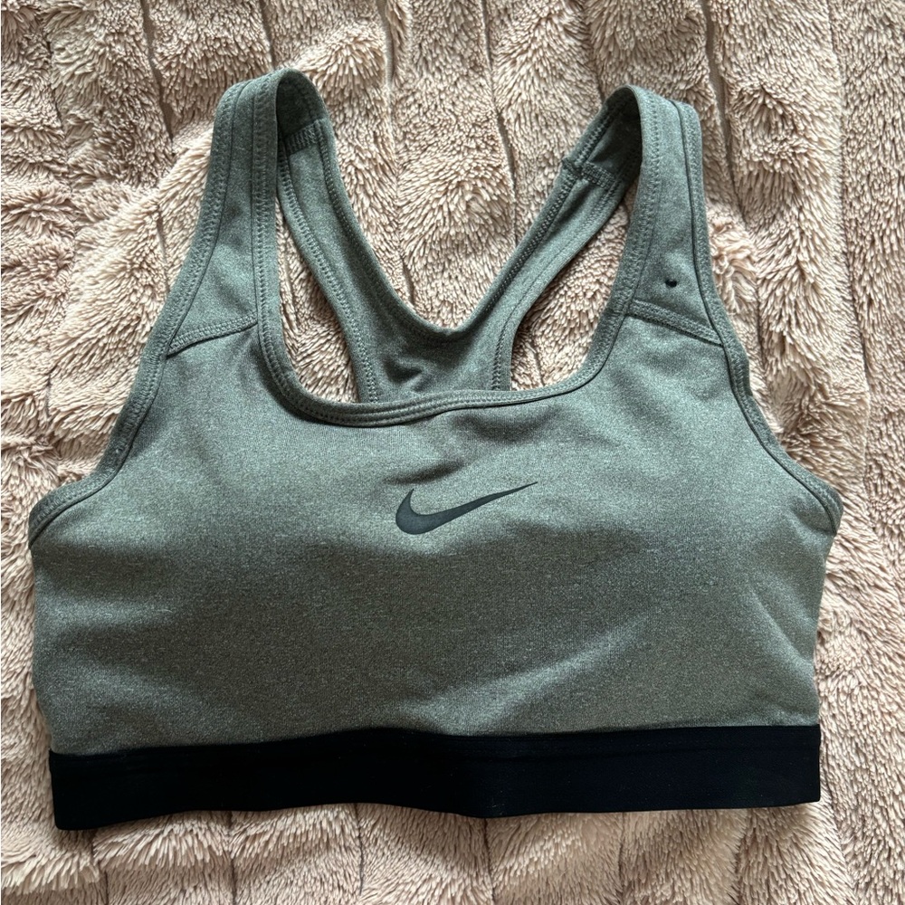 Nike Gray and Black Sports Bra Medium Impact